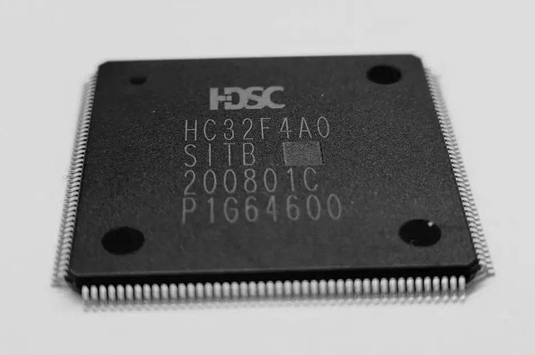 HC32M120J6TB-LQ48